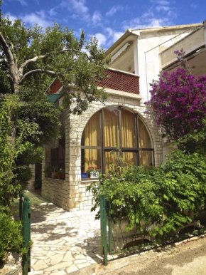Отель Apartments Šimičić  Раб